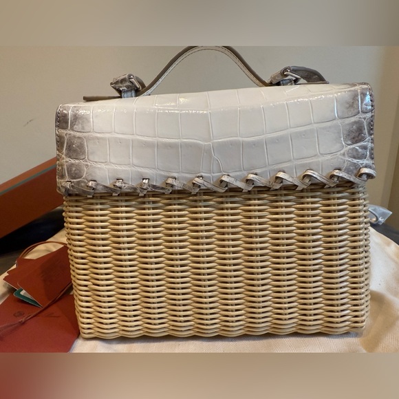 Loro Piana House Exclusive Extra Pocket L19 Wicker Himalaya Crocodile Bag - Picture 7 of 17